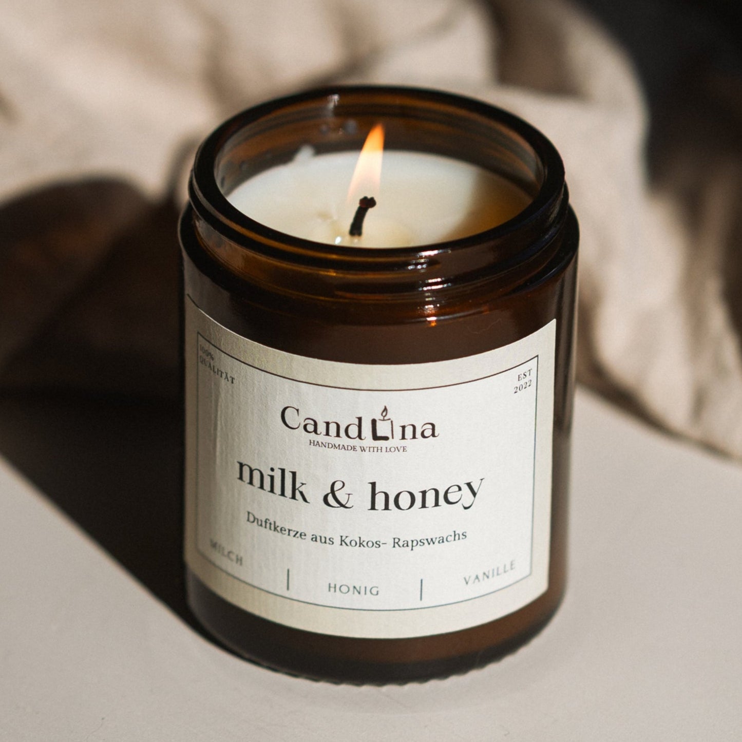 milk & honey Duftkerze